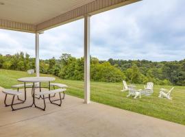 14 Mi to Ark Encounter Rural Corinth Escape!，位于Corinth的酒店