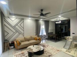 Homestay Rindu Houz, 4 Bedrooms All Aircond, Bandar Mahkota Banting，位于万津的酒店