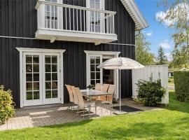 10111-Nykobing-Sj-Bystedvej-10-Hus-51，位于勒维的酒店