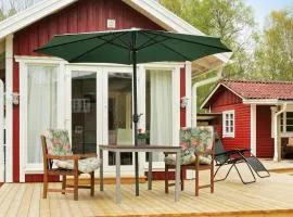 6 person holiday home in Heberg