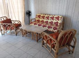 Chez les Ami's Rangiroa，位于Rangiroa的酒店