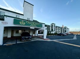Casa Blanca Hotel - Corona By Dream Luxe，位于科罗娜的酒店