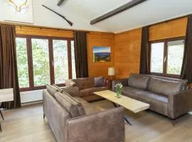Chalet in Manhay for 9 Person