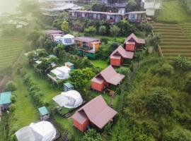 Phu Fahsai Homestay，位于Mon Jam的酒店