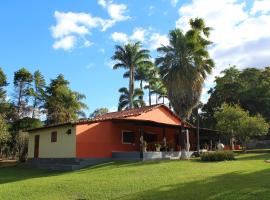 A Sua Casa de Campo na Chapada，位于戈亚斯州上帕莱索的乡间豪华旅馆