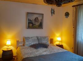 Casa tradițională bucovineana，位于普特纳的别墅