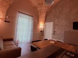 Golden Suite Azzurra，位于Sava的酒店