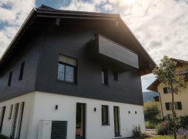 ACHZEIT Family Retreat - Alpin-modernes Ferienhaus - 3 SZ - Garten, Sauna & Kamin，位于费斯恩的酒店