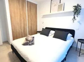 Magnifique appartement au dessus des halles de Hyeres, coeur de ville