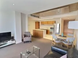 Lonsdale St in central Braddon