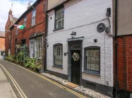 Raven Lane Retreat