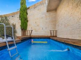 Villa vip famille Jérusalem，位于耶路撒冷的酒店