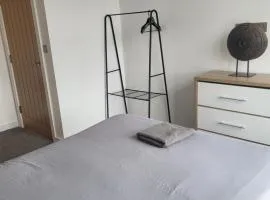 Shoreline Modern Ramsgate Stay