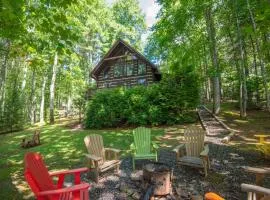 Fleetwood Falls Cabin near Boone- Community River & Lake Access, Dogs OK