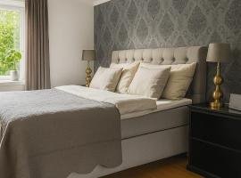 Central mysig villa 5-personer，位于乌德瓦拉的酒店