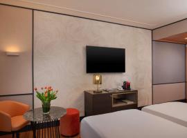 热那亚码头NH典藏酒店，位于热那亚的酒店