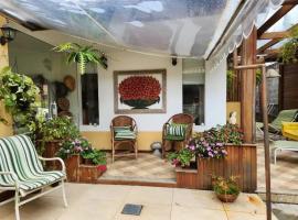 Casa das Hortênsias，位于特雷索波利斯的酒店