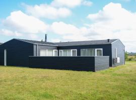 Tranquil Retreat in Nature s Embrace-By Traum，位于布罗斯特的酒店