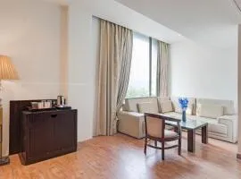 Townhouse Oak Agra Fort Formerly BB Grand
