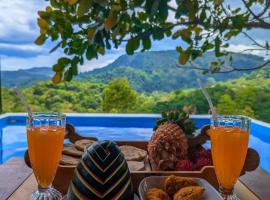 Gold Field Villa，位于Koslanda的酒店