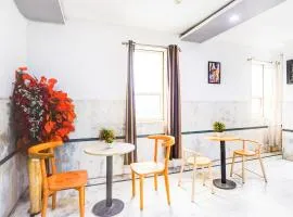 Super Collection O Sector 110 Noida