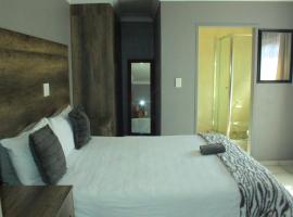 Blue Moon Guest House，位于Evander的酒店