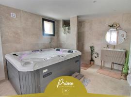 Garden & Spa Camélia by PRIMO C0NCIERGERIE，位于布尔日的酒店