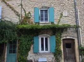 Appartement Gîte d'Etape Vitrolles en Luberon
