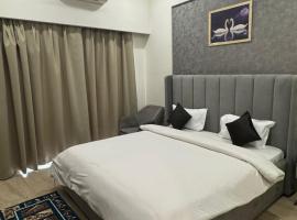 SUNSET STUDIOS Krishna heights!，位于范兰德凡的酒店