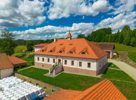 Penzion Benátky，位于佩尔赫日莫夫的酒店