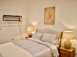 Modern flat in South Yorkshire，位于唐克斯特的酒店