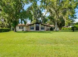 8 Mi to World Equestrian Center Walkable Getaway