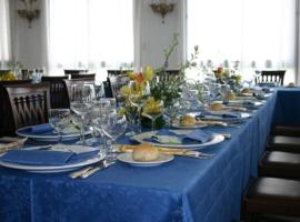 Gambero D'Oro，位于诺维利古雷的酒店