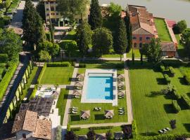 拉马萨别墅酒店，位于巴尼奥阿里波利的酒店