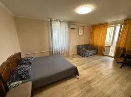 Bright and Comfortable Central Flat