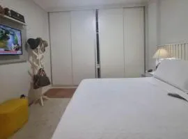 Quarto e sala de luxo no centro histórico