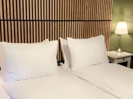 Spacious 3BR Apartment - Fast Wi-Fi - Free Parking - Near Oslo Airport & City - Les Homes