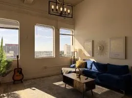 Modern 1BR Apartment with Gym Access & Free Parking 10mins to Disneyland