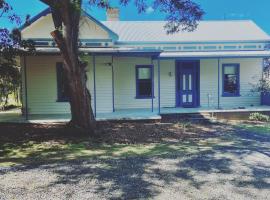 Miranda Homestead，位于Toora的酒店