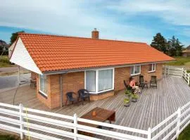 6 person holiday home in Humble-By Traum