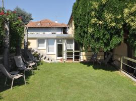 B&B la cruna deLago，位于奥梅尼亚的酒店