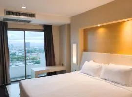 Avana Bangkok Hotel & Convention Centre