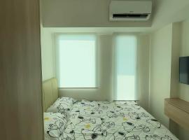 Luxury Stay Osaka Riverview Apartemen Pik 2，位于Rawalumpang的酒店