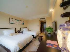 Guangdong Hotel-Free Shuttle & Registration Counter Service during Canton Fair