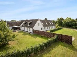 Amazing Home In Føllenslev With Wifi