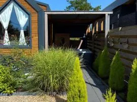 Tiny house with sauna & jacuzzi near Amsterdam