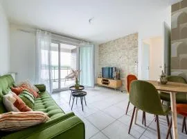 Parisian Terrace - Close to Orly and RER Station C, D