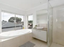 Haven Home Art Spring