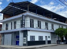 Hotel Crystal Acacias，位于阿卡西亚斯的酒店