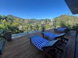 Ella Rawana Den Hotel